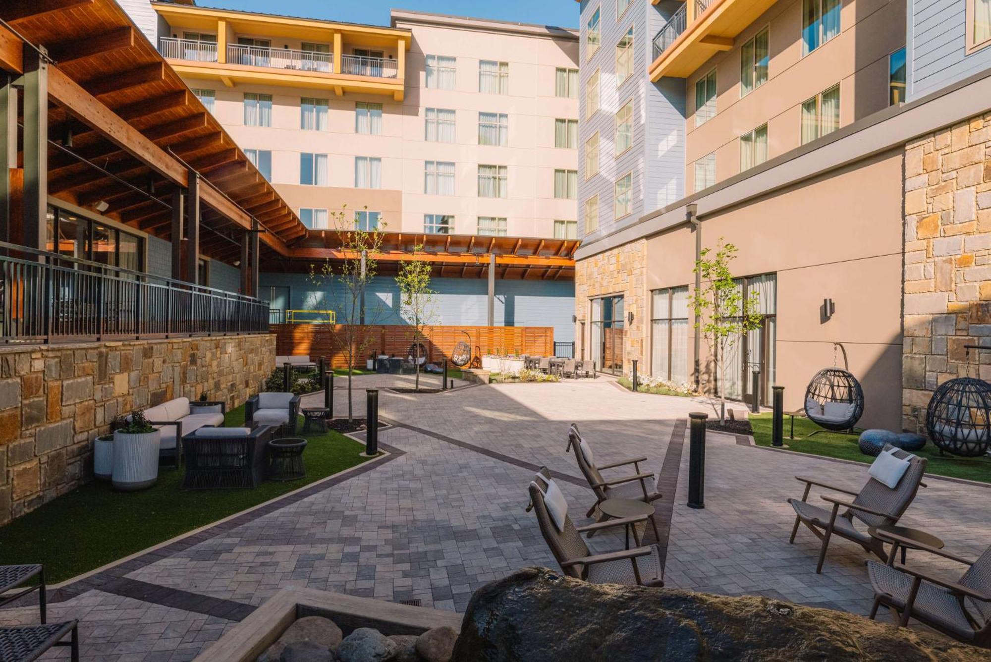 Embassy Suites By Hilton Gatlinburg Resort Luaran gambar
